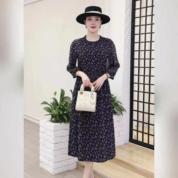 秋鸣-韩版收腰优雅妈妈装气质时尚百搭亲肤透气宽松大气连衣裙