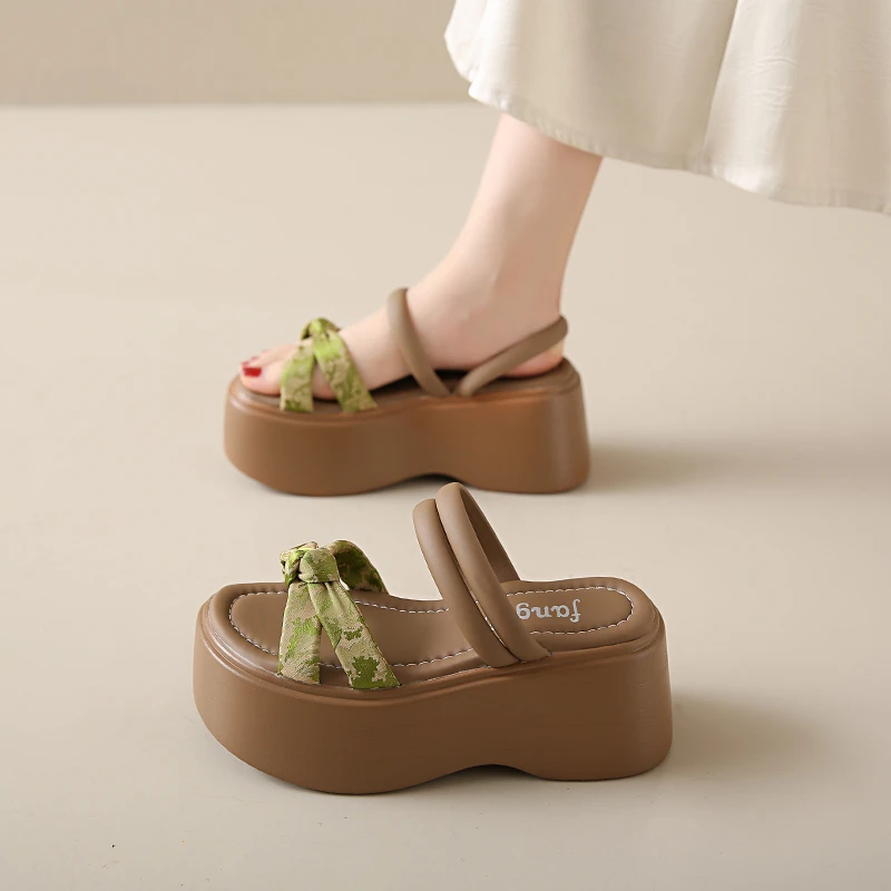 松糕厚底拖鞋女夏外穿2025新款休闲百搭配裙子增高仙女风沙滩凉拖