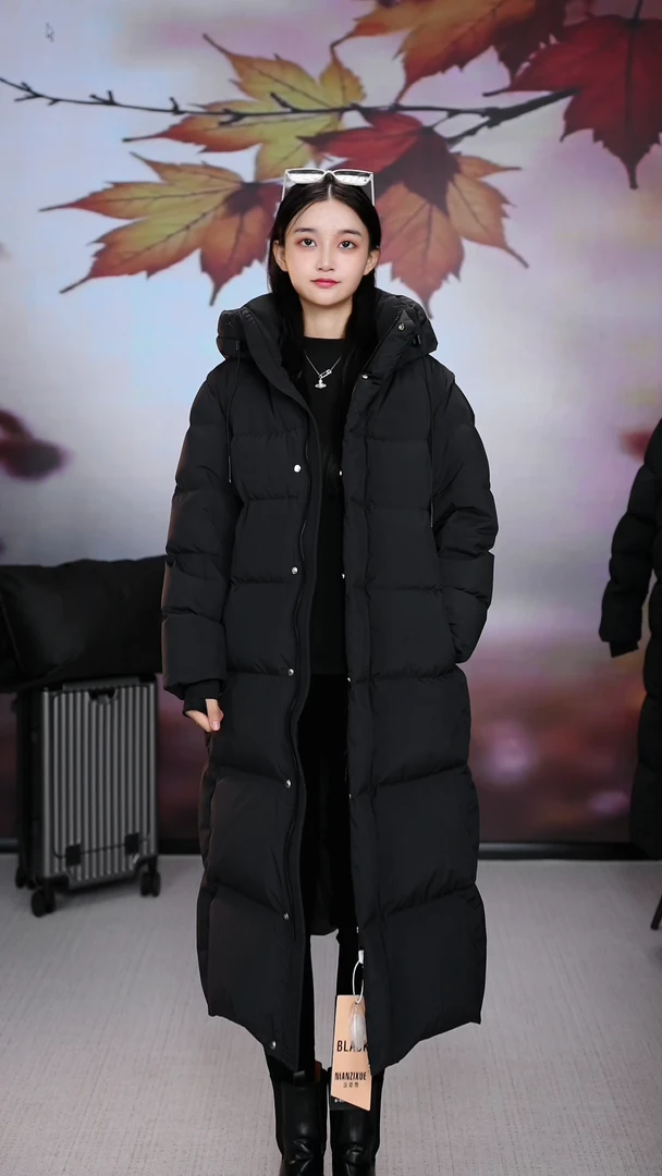 爆款黑金2024新款时尚高端男女同款长款过膝羽绒服保暖加厚外套2