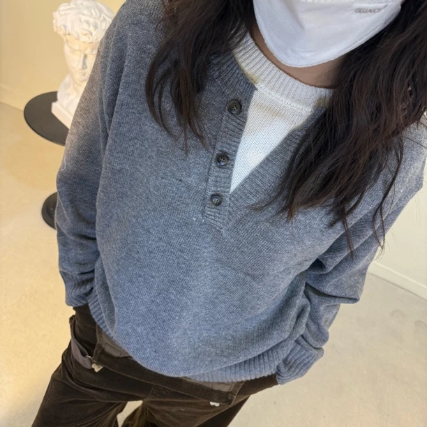 Model 【韩版秋冬假两件毛衣】