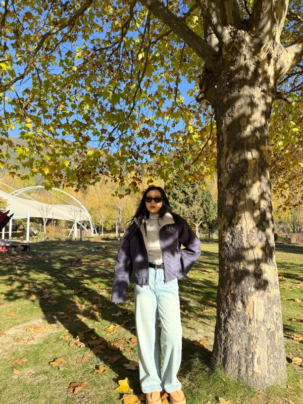 Model 【冬季加厚复古皮毛一体机车外套】