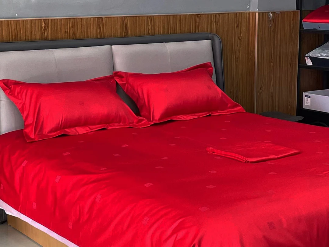 囍字刺绣高密贡缎四件套