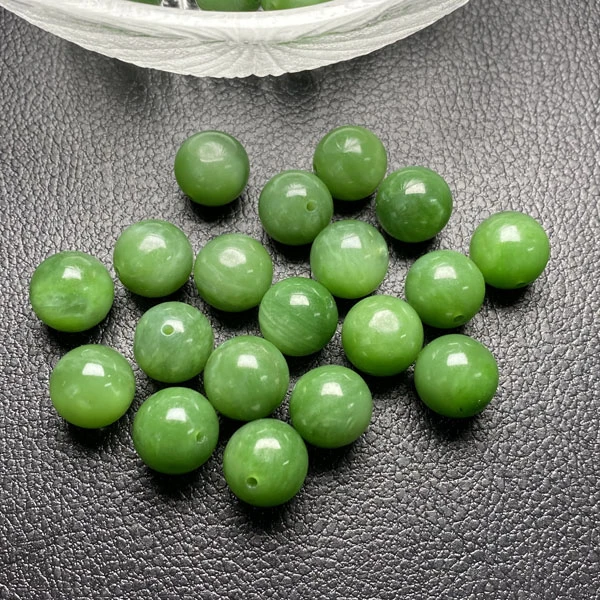 微瑕和田玉老料碧玉单珠12mm左右冰底阳绿满色