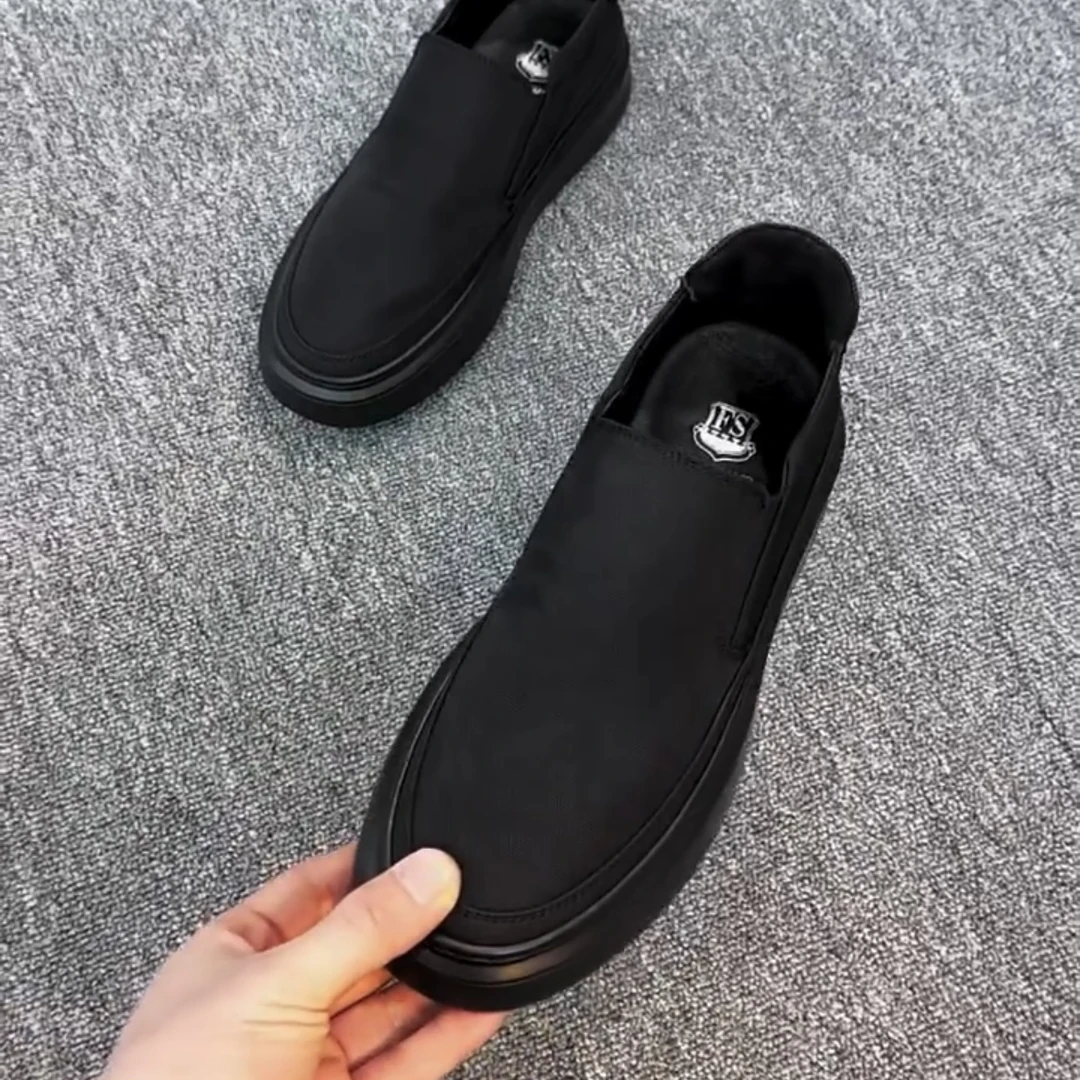 8111新款男士时尚一脚蹬轻底黑色舒适透气休闲男鞋布鞋