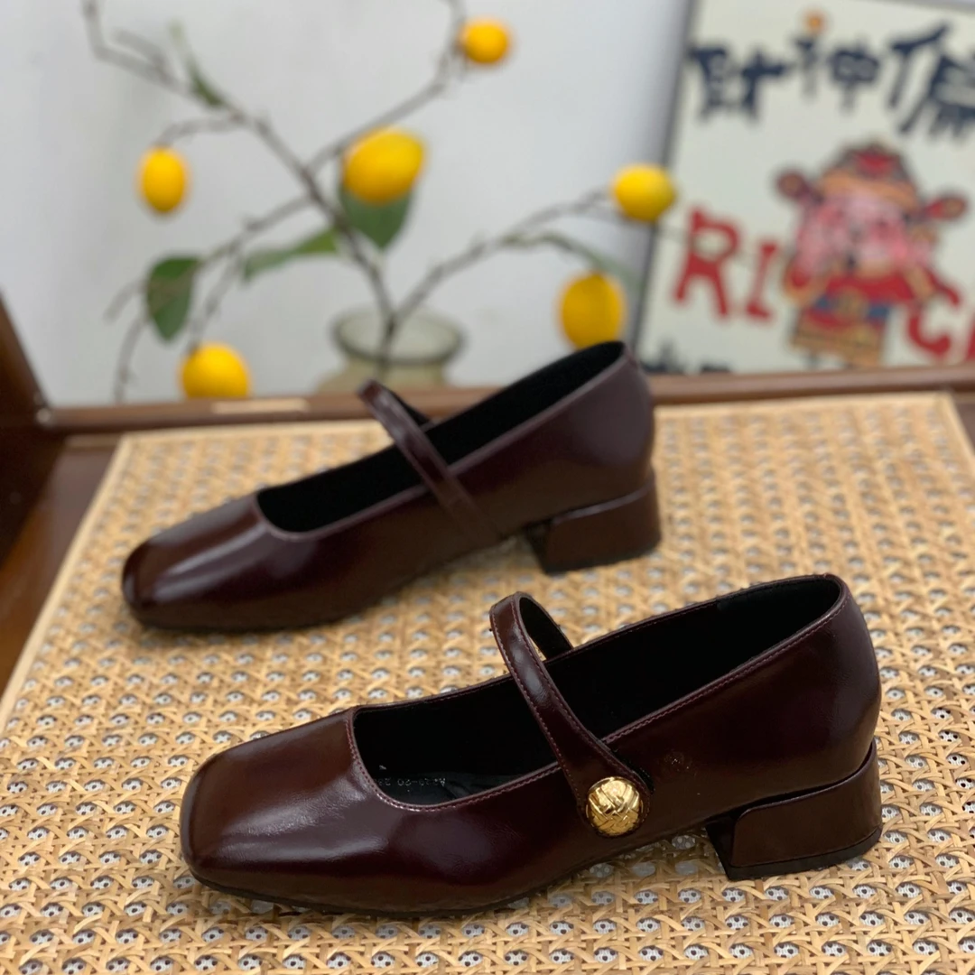 法式复古玛丽珍鞋女2025方头新款百搭魔术贴一脚蹬粗跟浅口单鞋