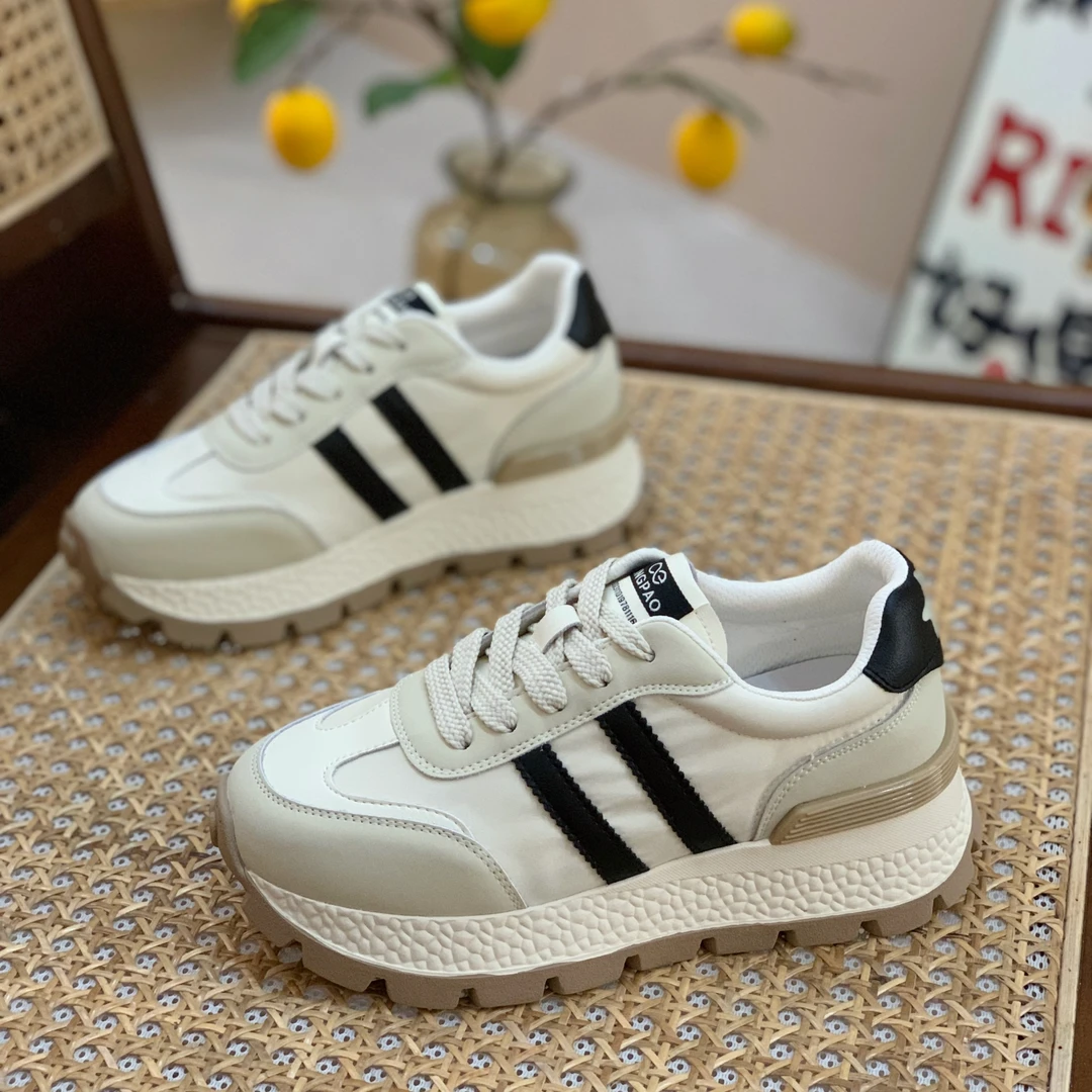 真皮华夫阿甘鞋女2025春秋新款复古百搭防滑运动老爹鞋休闲德训鞋