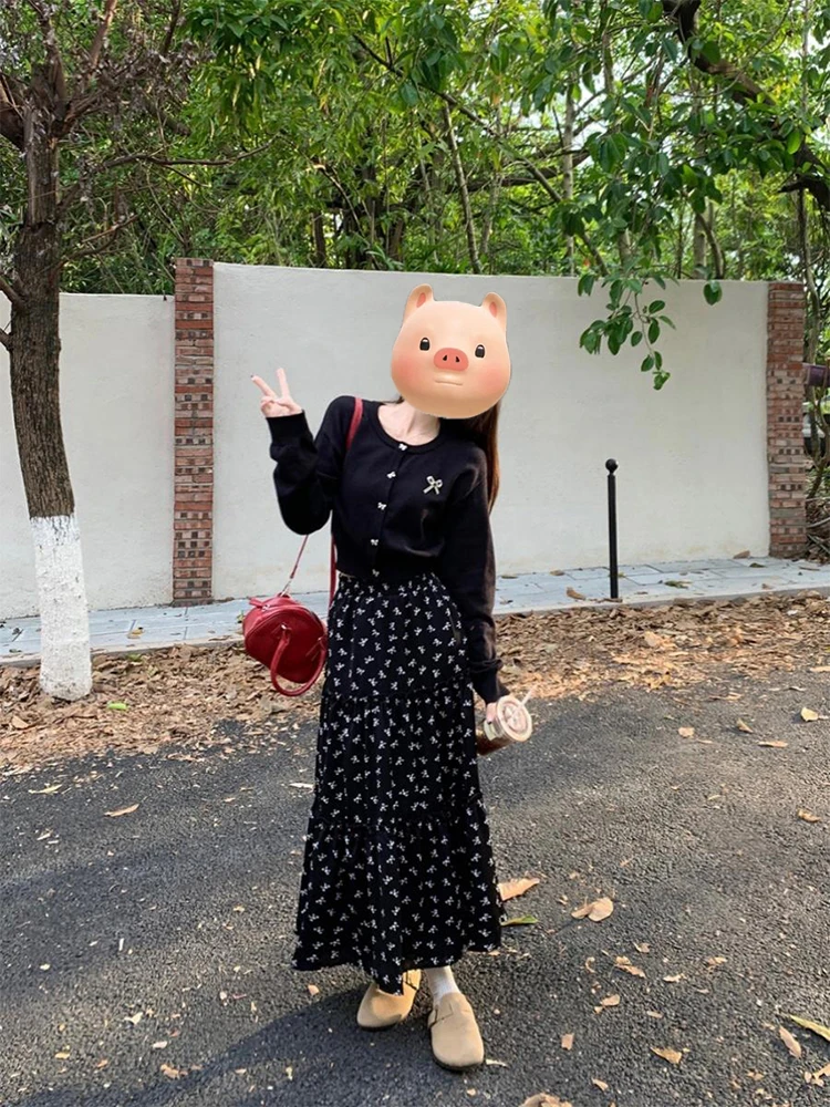 【品质专属】秋季套装女2025新款设计感针织开衫配碎花半身裙两件套