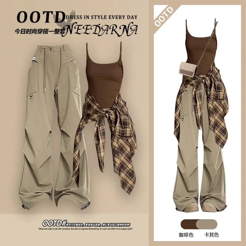 秋季穿搭一整套2025新款韩系女装格子衬衫配吊带时尚工装裤三件套
