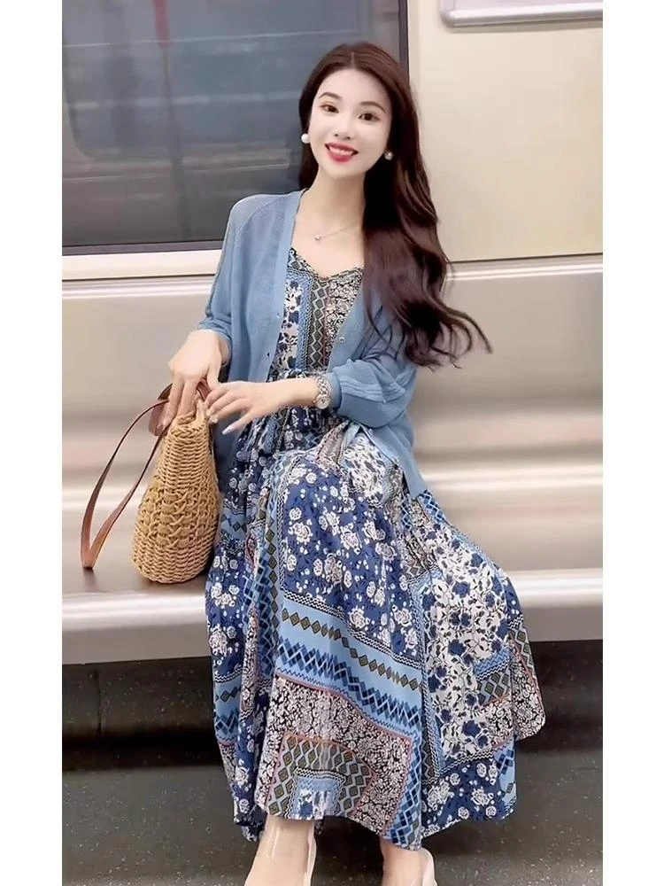 夏季新款穿搭一整套洋气针织开衫上衣配波米西亚碎花吊带裙两件套