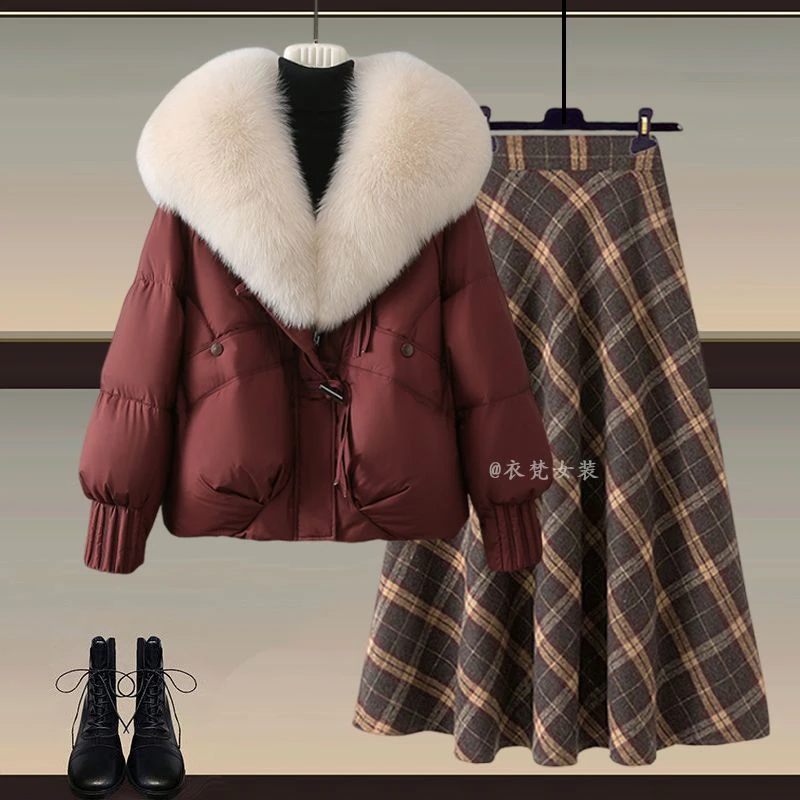 秋冬大码女装2024新款保暖宽松毛领棉服外套气质格纹半身裙两件套