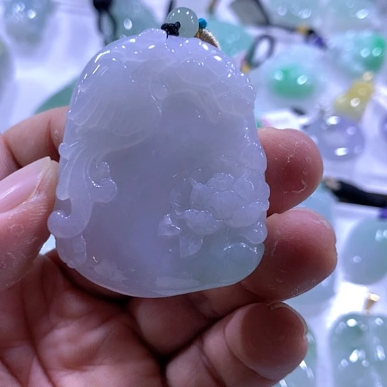 翡翠颈饰未镶嵌天然翡翠A货吊坠