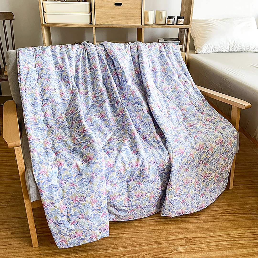 A5092 人造棉单人夏被 水彩嫣蓝140*190 轻薄空调房丝滑凉感柔软