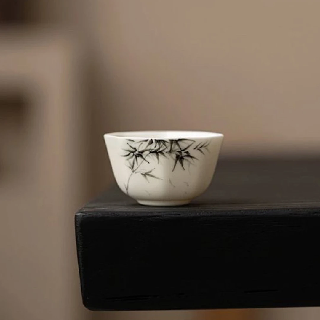 三柒·手绘玉瓷-墨竹八方品茗杯