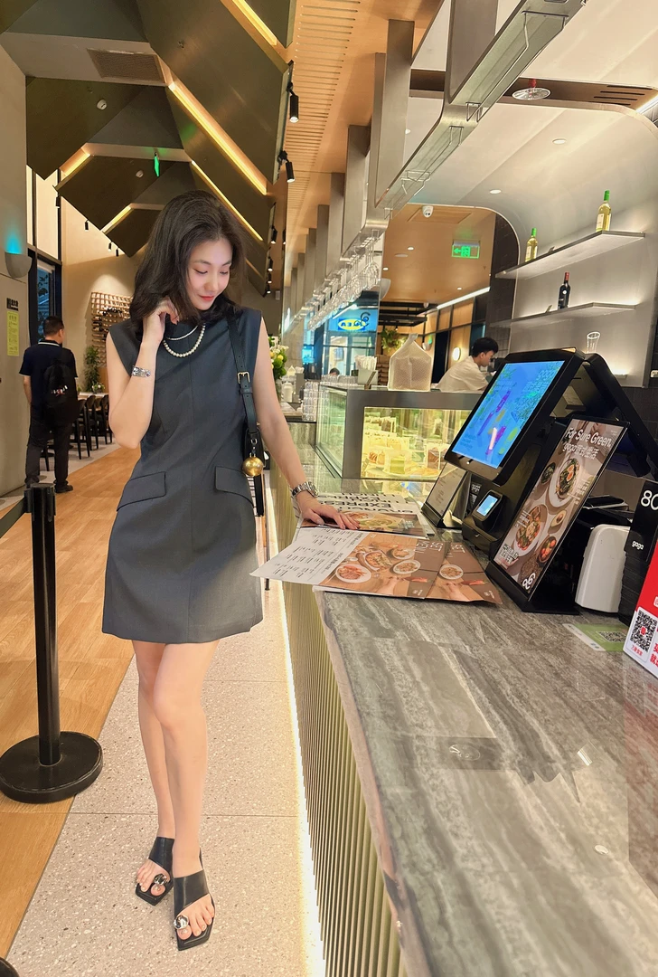 （格雷小蛮腰）小盖袖西装收腰灰色高级连衣裙-46408