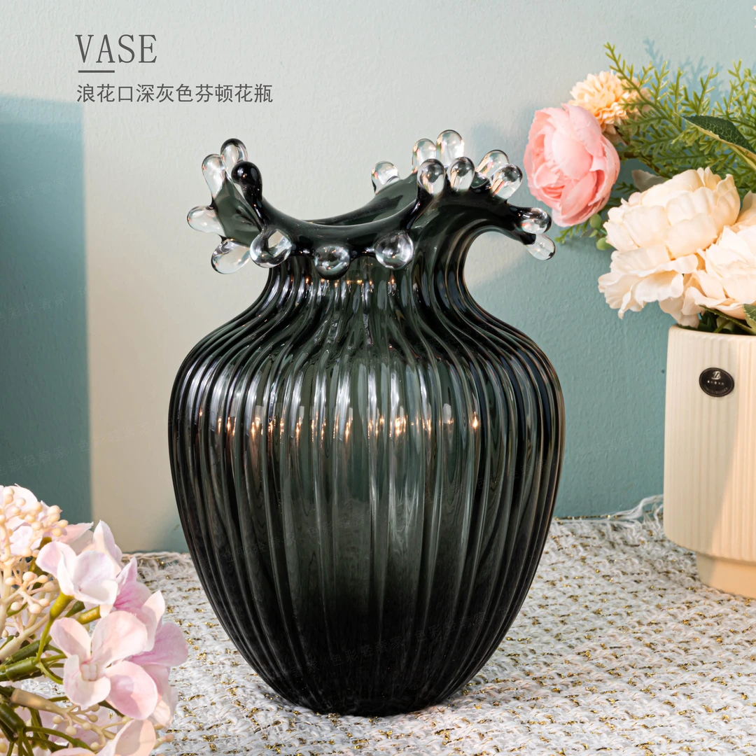 [青谷] Z1-欧式中号浪花口深灰色琉璃芬顿桌面时尚简约花瓶F697