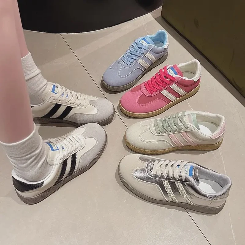 拍一发二。2024新款蕾丝德训鞋女小白鞋软底鞋休闲运动鞋银色单鞋
