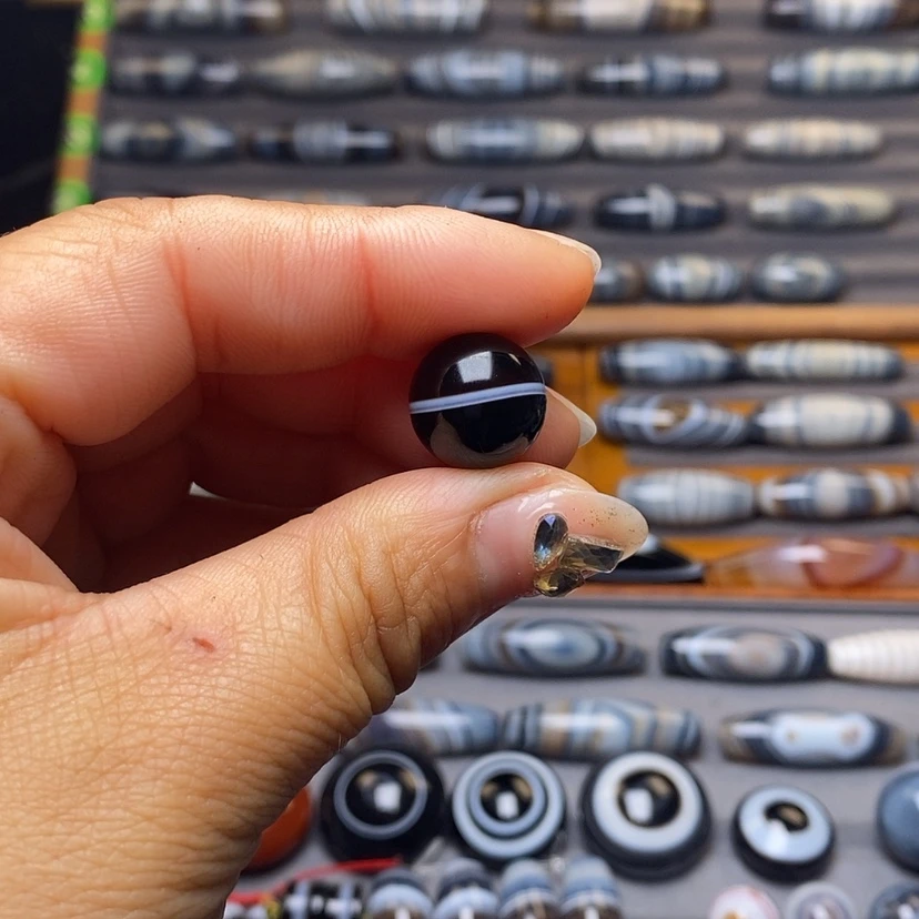 【闪购商品】玛瑙/玉髓珠宝奇石未镶嵌〃****