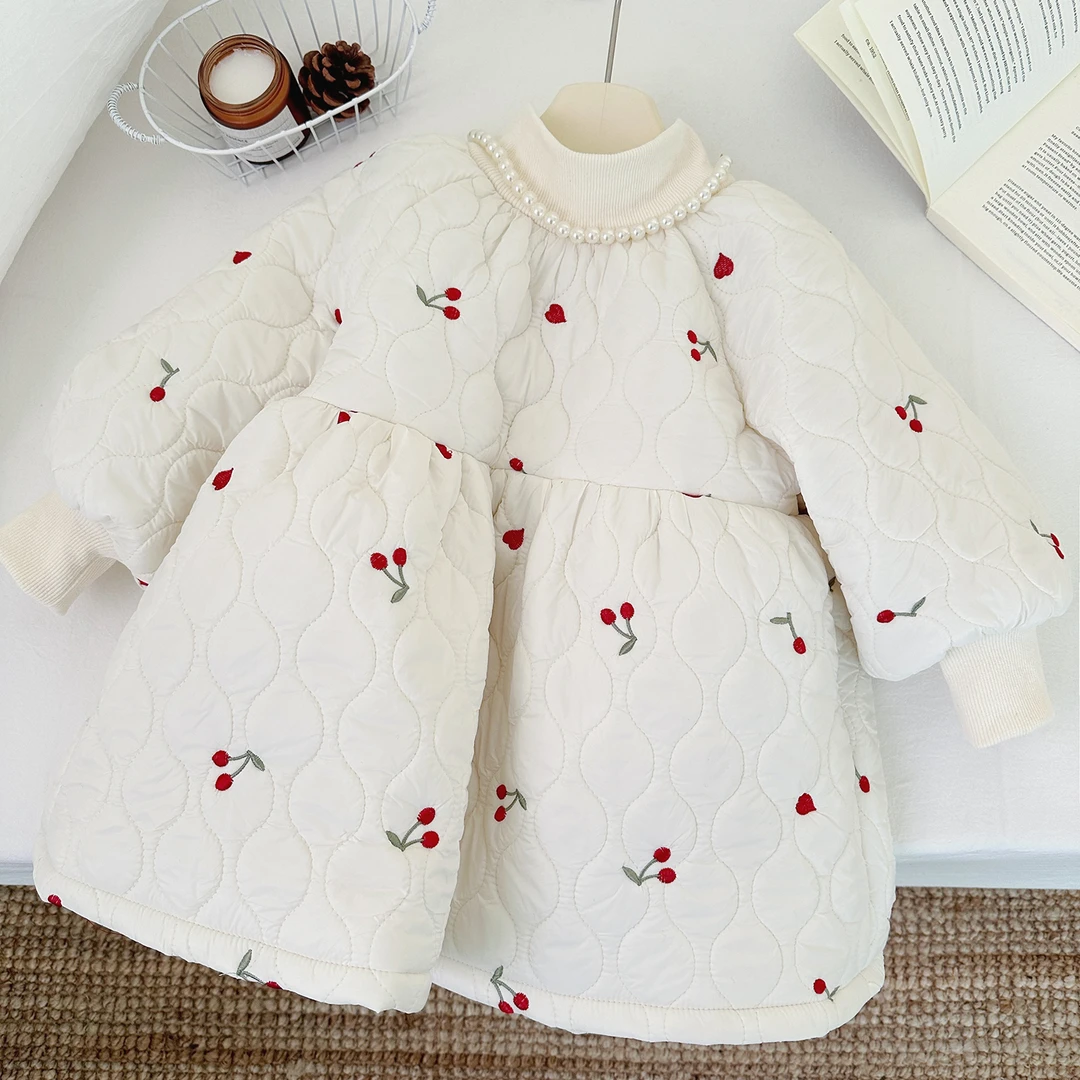 【小樱桃】女童加绒连衣裙秋冬裙子儿童夹棉加厚女孩公主裙D68609