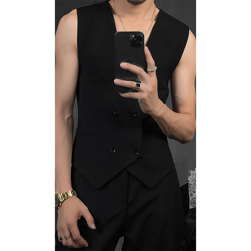 龙叨叨秋季新品潮流简约英伦高级感双排扣V领正装无袖马甲