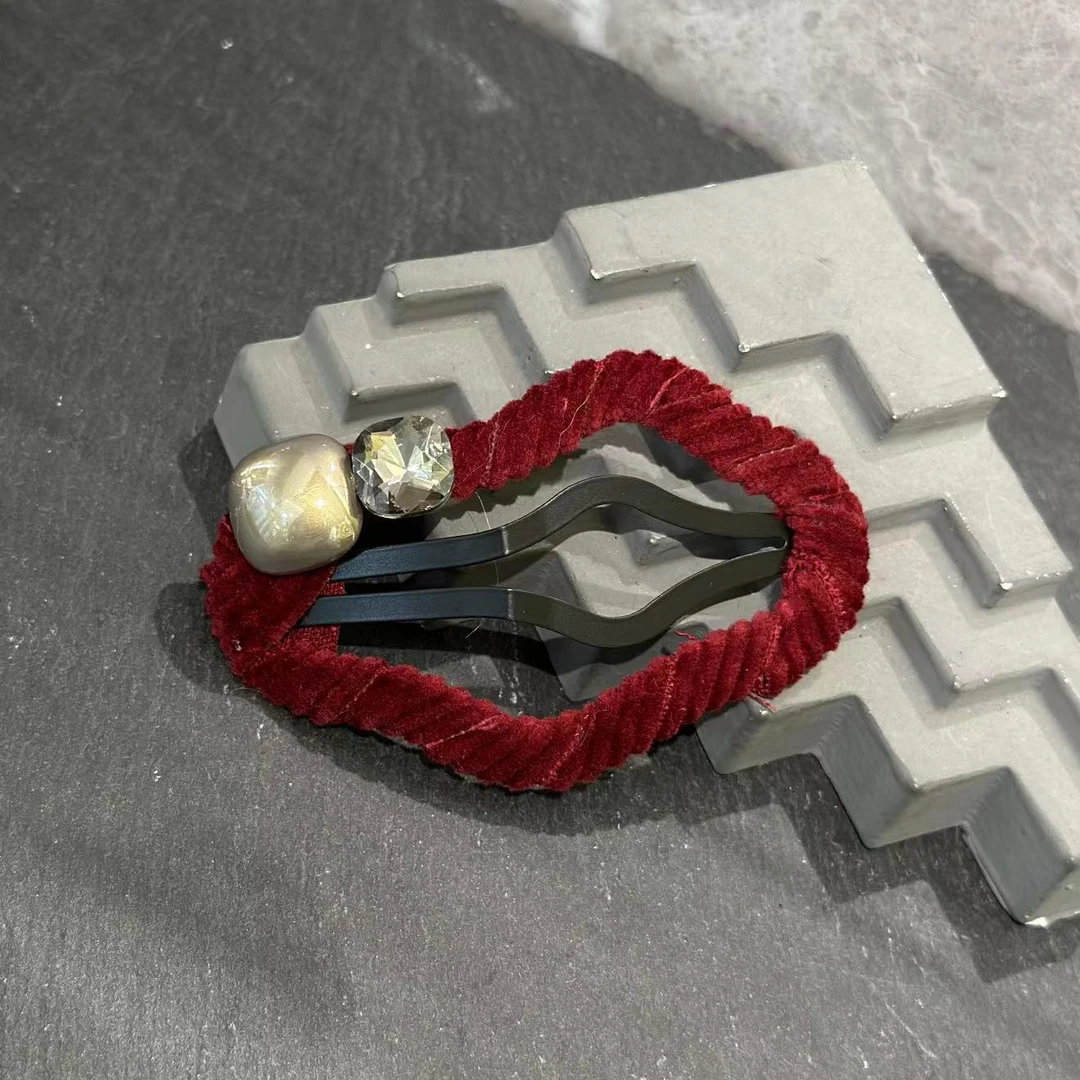 红色螺纹发绳  2312277