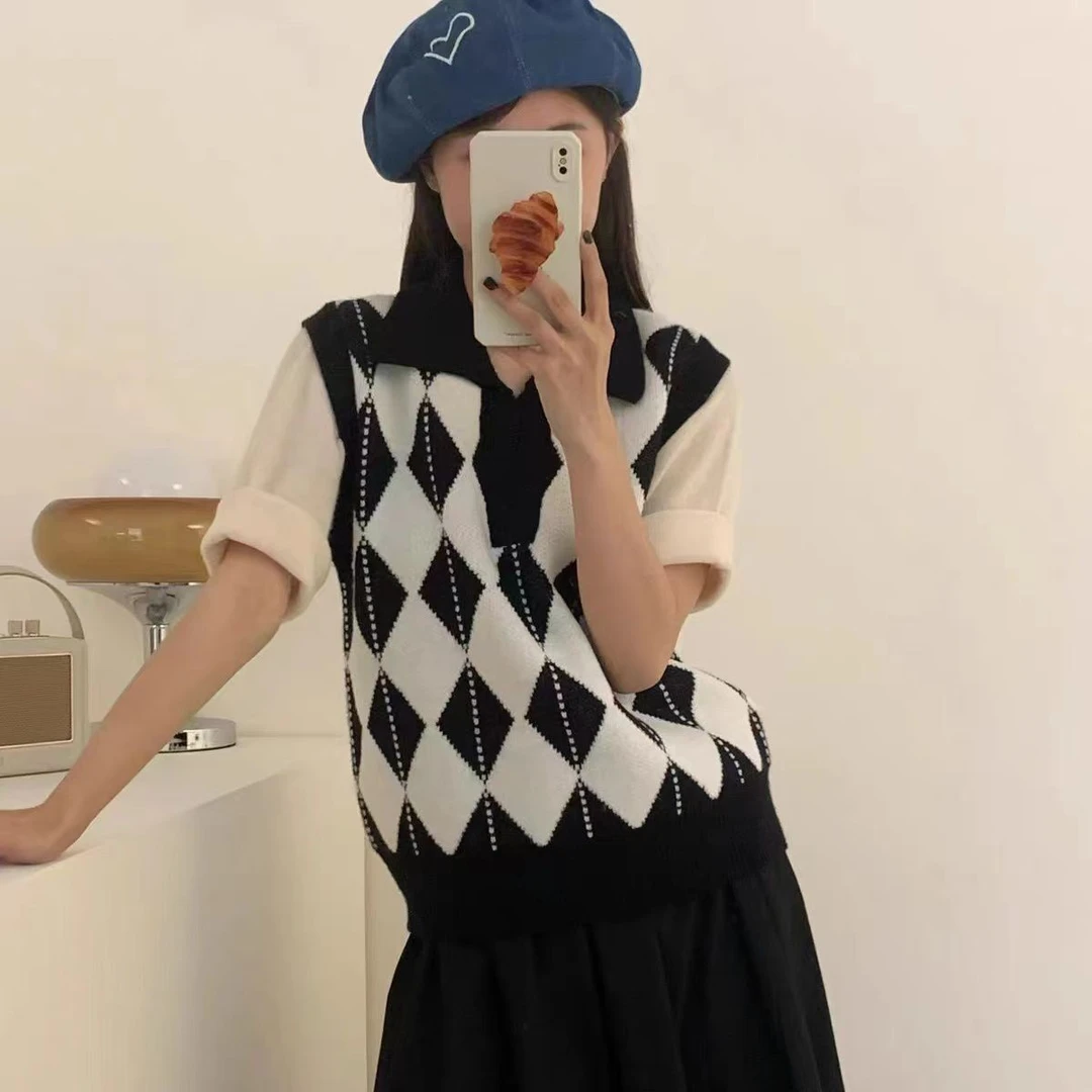 黑色菱形格子翻领背心毛衣马夹女  M3088