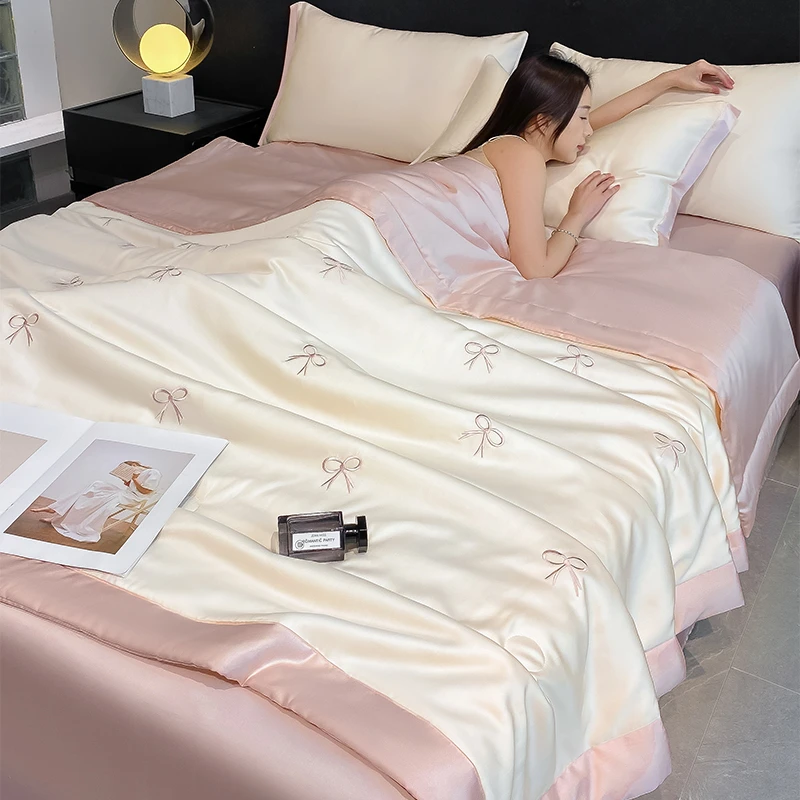 夏季冰丝夏凉被三四件套可机水洗夏被单双人空调被芯薄款春秋被子