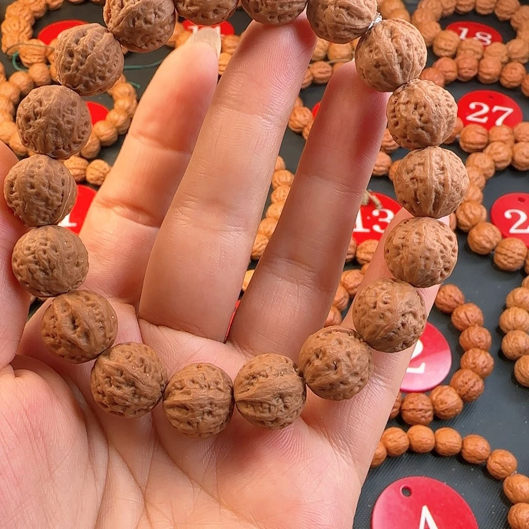 文玩核桃手串绵*宝麒麟