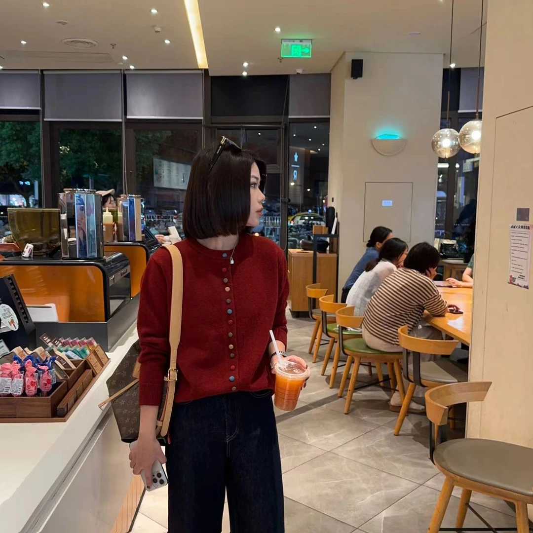 【彩扣线衫】秋季圆领单排扣弹力软糯线衫休闲螺纹纯色针织开衫