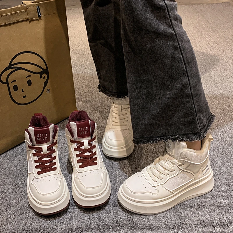 厚底百搭高帮小白鞋子女冬季加绒2024新款爆款外穿保暖二棉板鞋潮