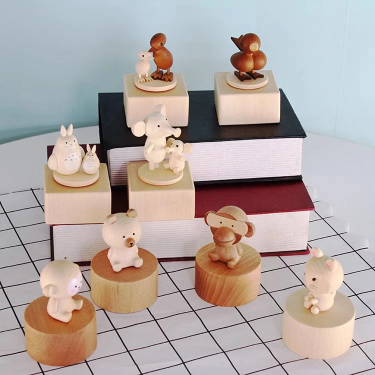 跨境现货迷你八音盒小熊小兔动物儿童圣诞生日礼物木质音乐盒摆件