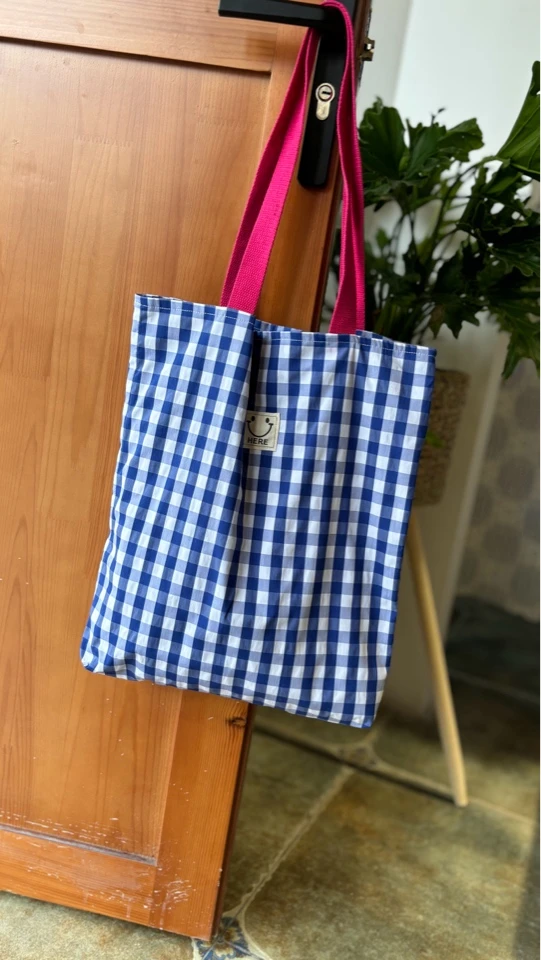 高密度棉布简约格子单肩包