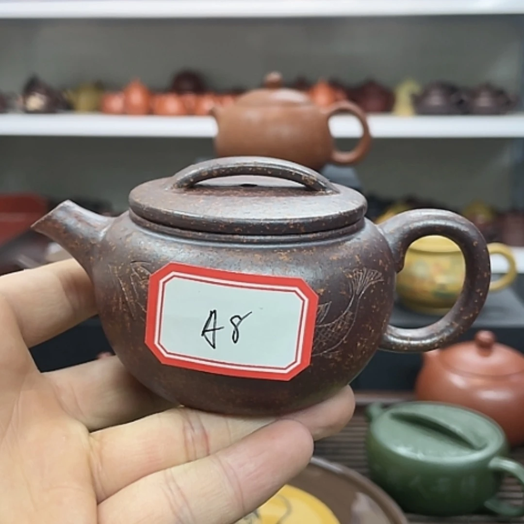 【闪购商品】紫砂茶壶朱****）