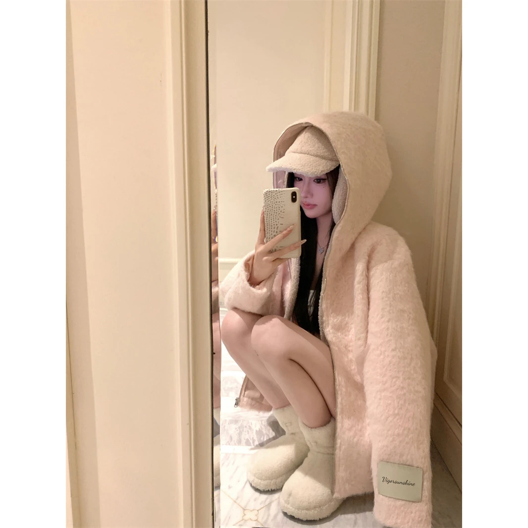 软糯粉色连帽毛毛外套小个子甜美减龄开衫上衣