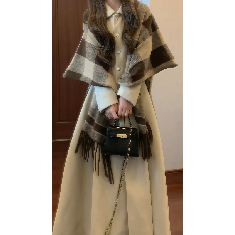 法式赫本风收腰夹棉毛呢大衣外套&美拉德格子流苏披肩围脖89275