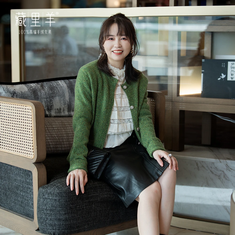 藏里羊【油画系列】法式小香山羊绒开衫M1184