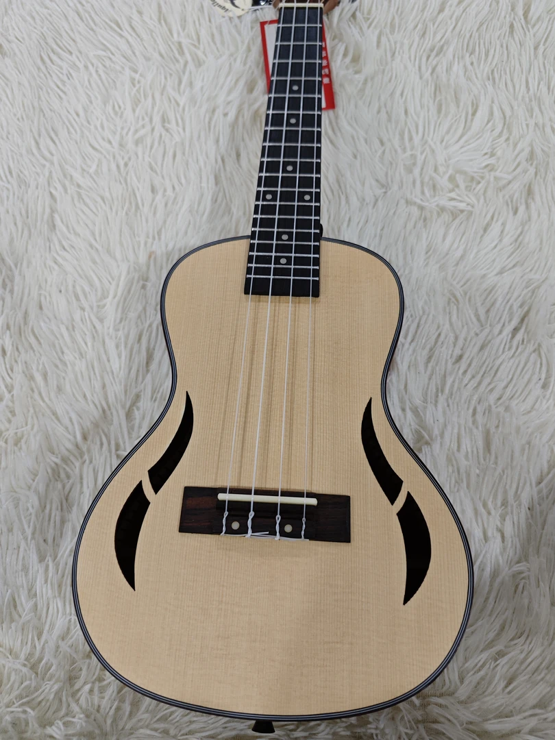 西班牙尤克里里SQ_UK_24个性音孔(K,F,FS,N,J)，套装（包，弦，拨片）