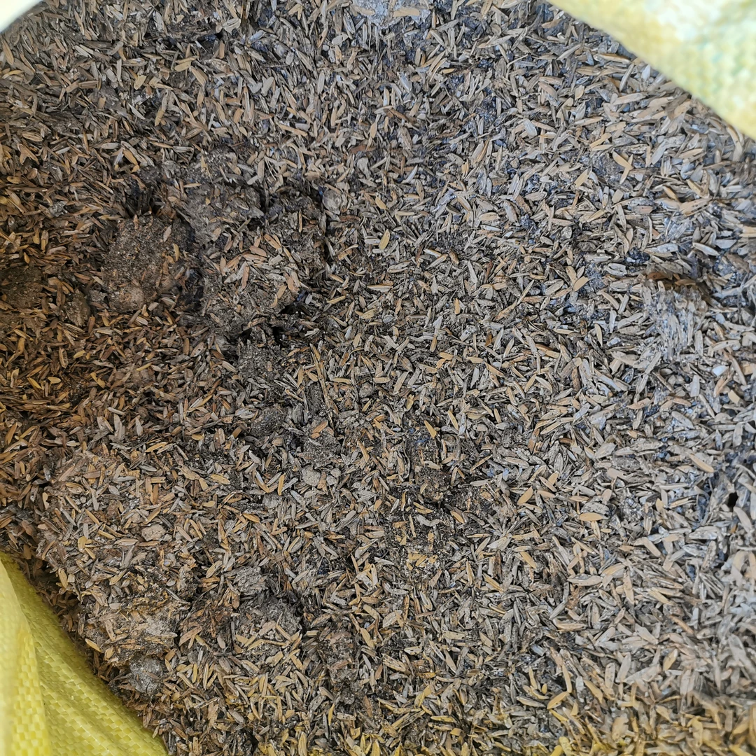 鸭粪稻壳肥发酵腐熟有机肥防草保湿追肥花卉绿植蔬菜果树通用肥