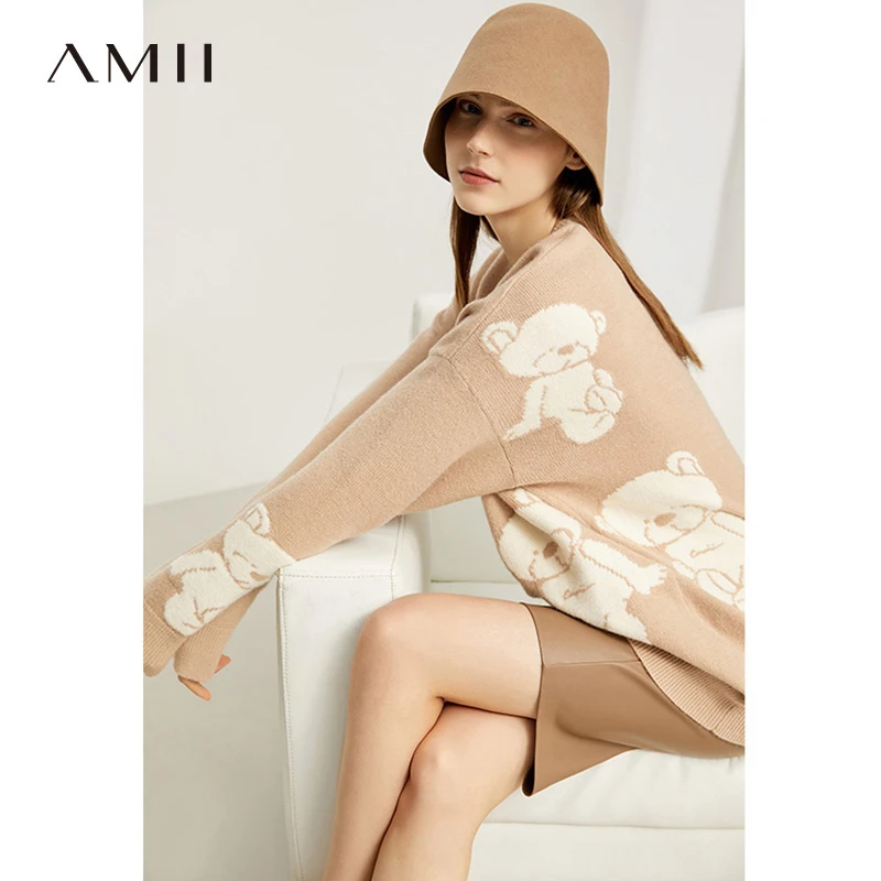 Amii减龄小熊系列圆领毛衣宽松慵懒感落肩袖休闲上衣12344316