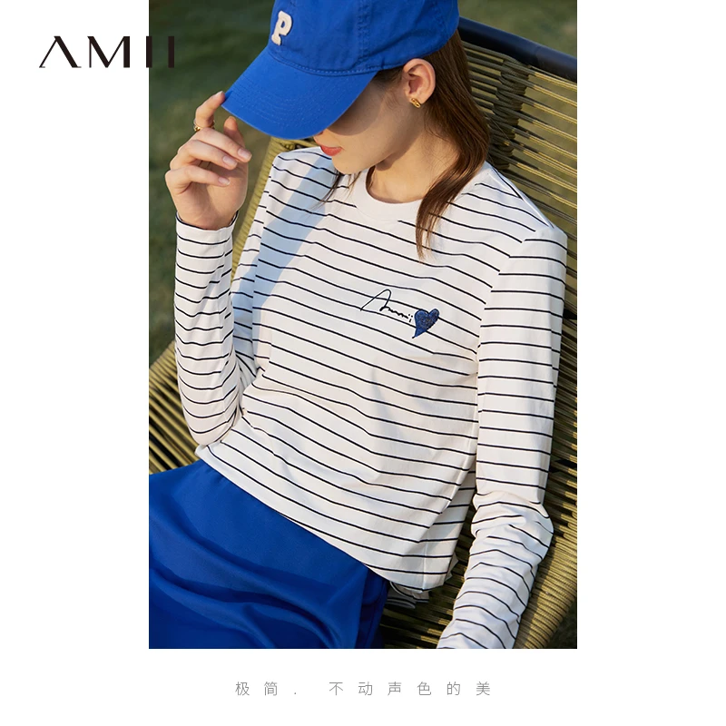 Amii秋季爱心珠片休闲条纹长袖时尚百搭极简套头圆领T恤12361004