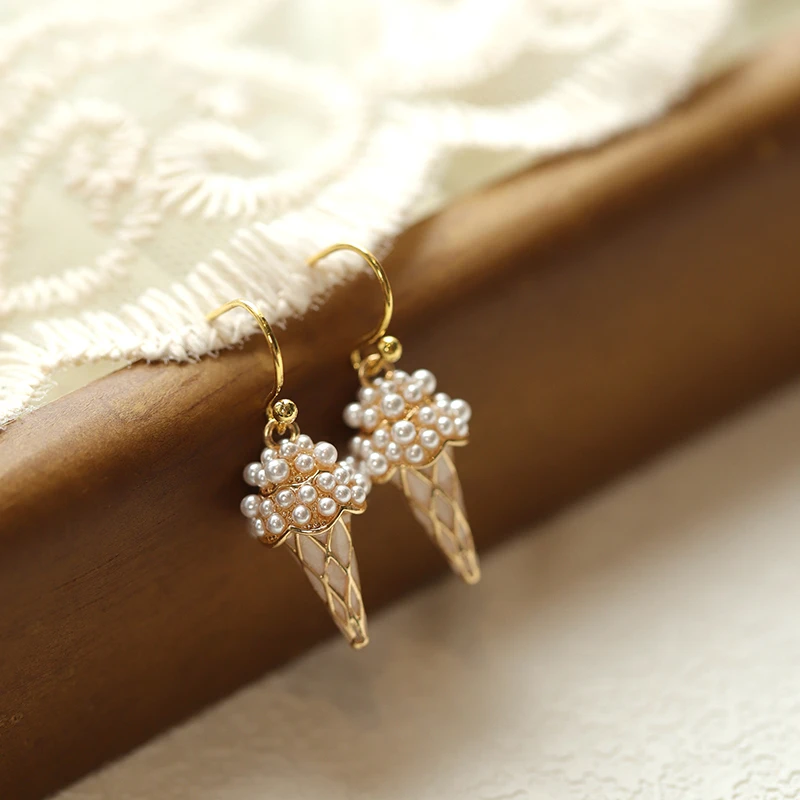 铜合金仿珍珠耳饰 冬季小甜筒趣味冰淇淋耳环女甜美日韩个性耳钩