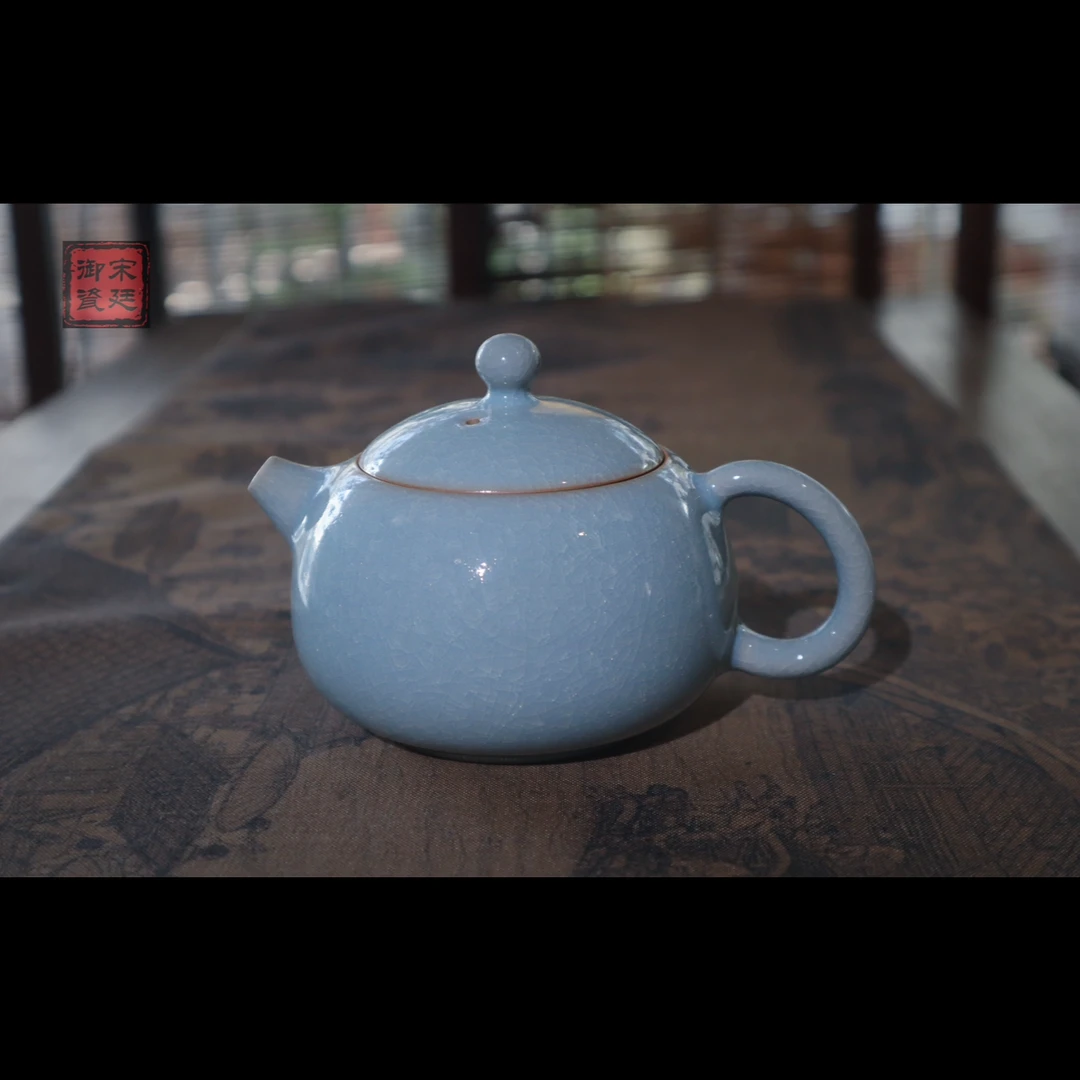 【宋廷御瓷·汝官窑】原矿天蓝釉西施壶/约200cc 汝州原产地