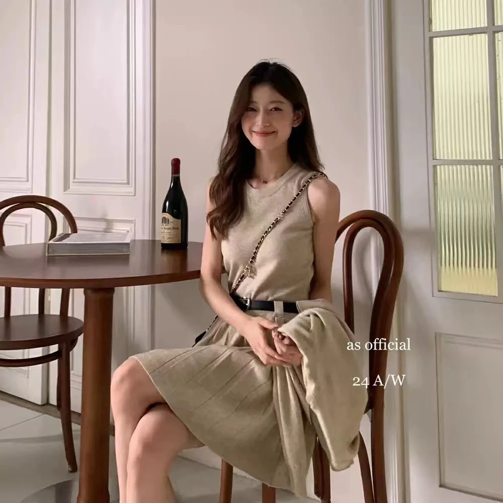 时尚针织开衫背心百褶连衣裙两件套女秋冬新款高级感显瘦气质套装