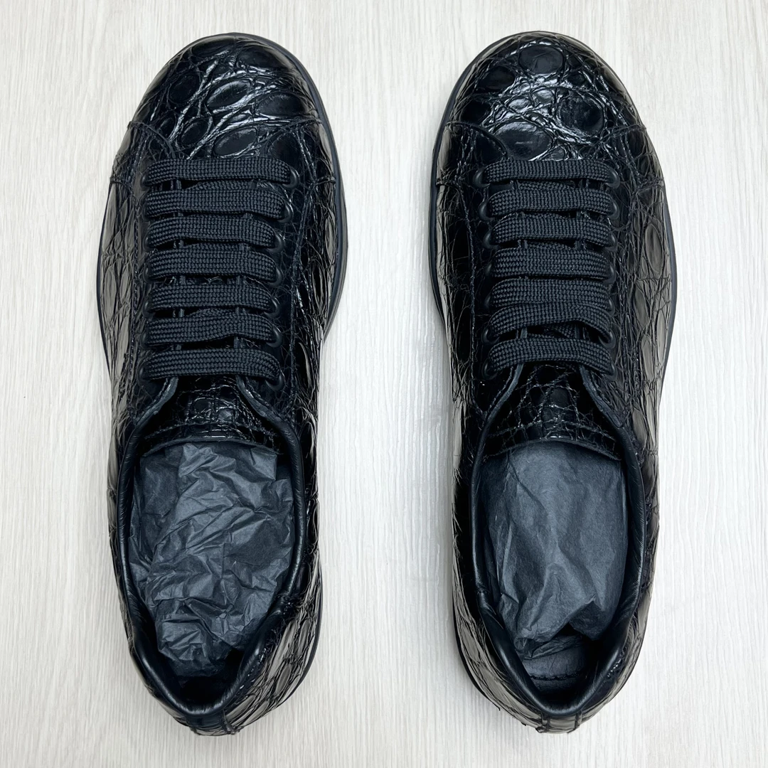 全新未使用 Prada/普拉达 男士鳄鱼皮休闲板鞋/P36990