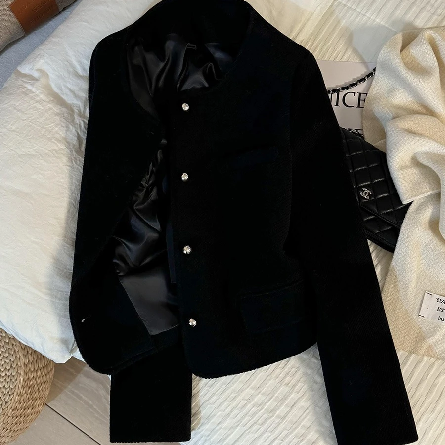 秋季轻奢洋气百搭减龄高级感黑色显瘦小香风外套短款时尚高端上衣
