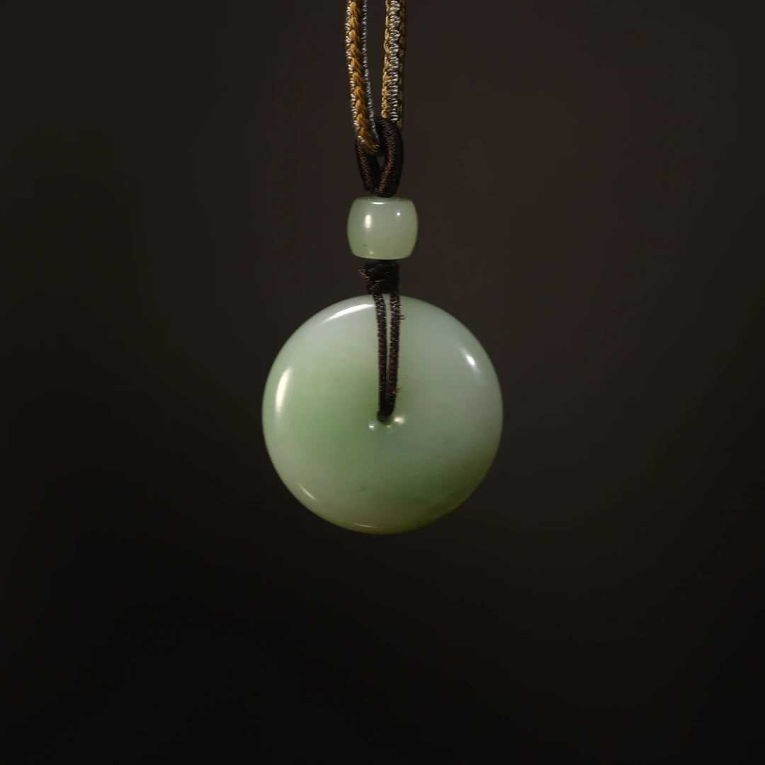 观海堂和田玉翠青带糖色三色平安扣吊坠精致简约百搭男士女士挂坠