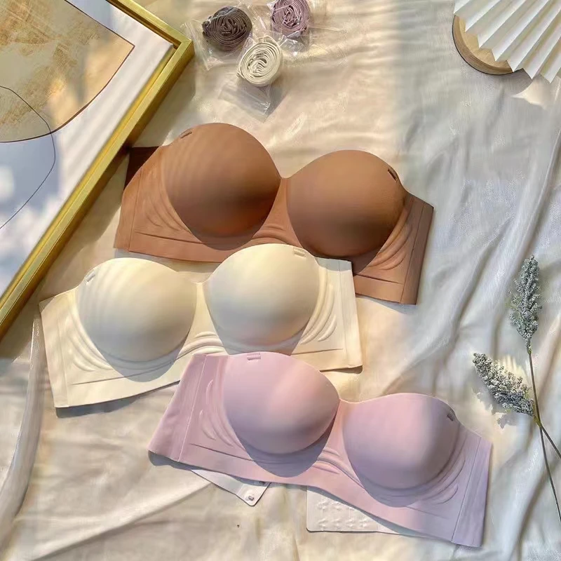 半杯内衣女士小胸聚拢显大无肩带无钢圈收副乳防下垂无痕文胸罩
