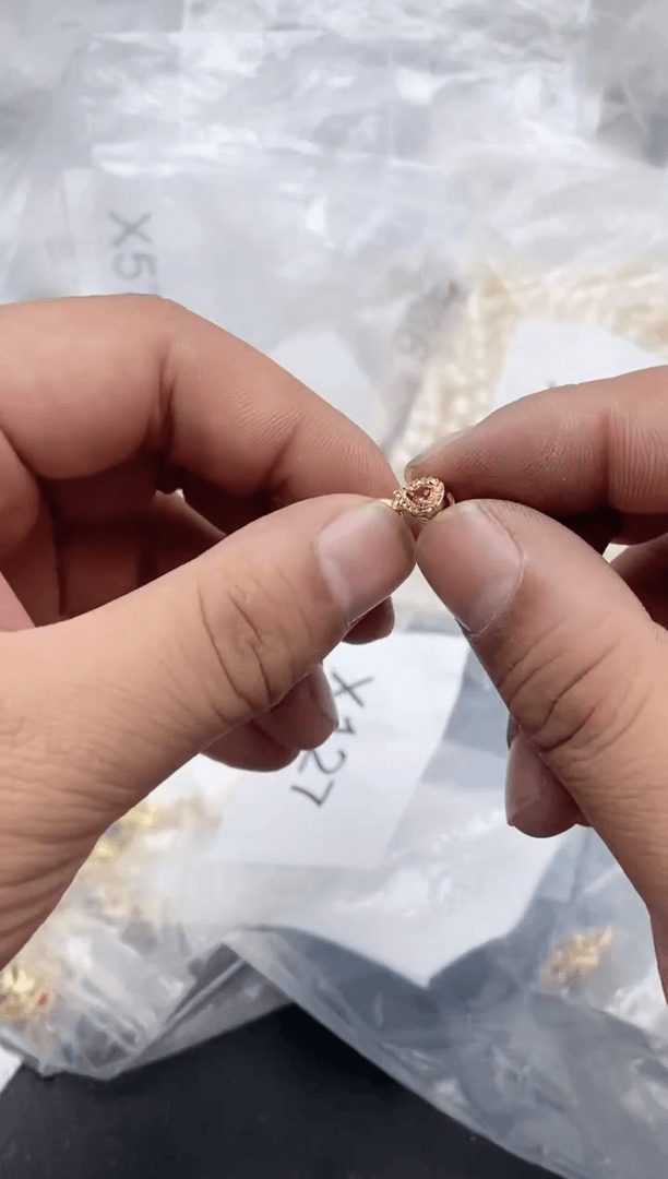 【闪购商品】玛瑙/玉髓耳钉合金127