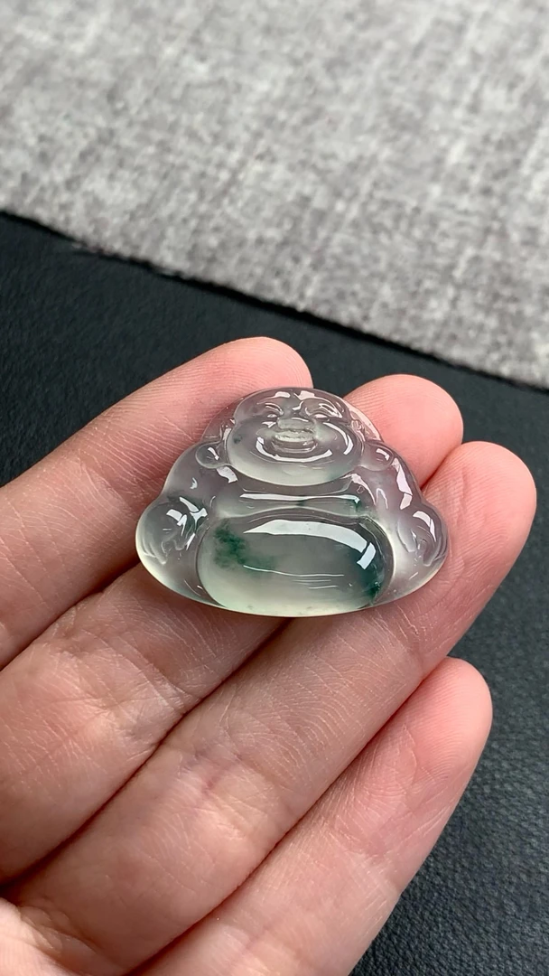 天然A货缅甸翡翠 佛公 尺寸 : 21.9-28.7-4.7