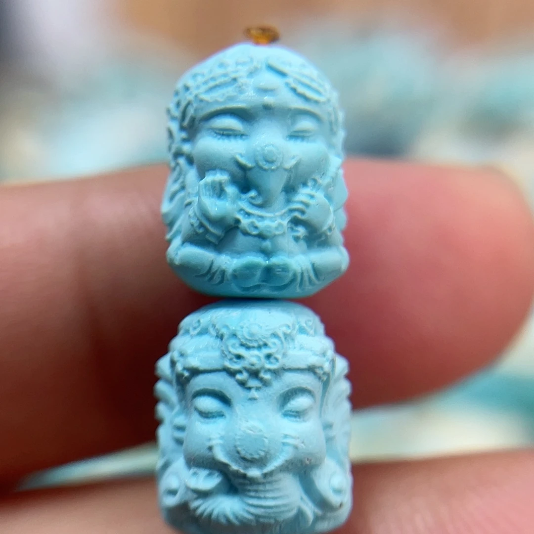 绿松石配饰未镶嵌