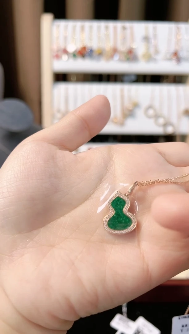 【闪购商品】钻石套链18K金镶嵌钻石k玫 中号绿葫芦